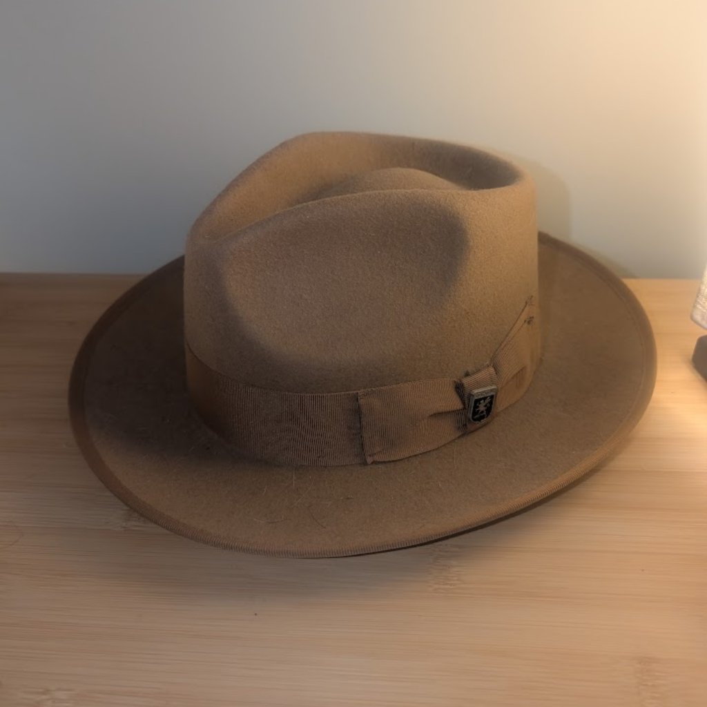 Fedora Hat. 100% Wool 'Pinch Front' Design. Medium. By Stacy Adams.